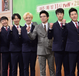 《演员学校》7人合宿 进行声乐授课