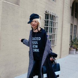纽约时装周街拍tips 用卫衣凹造型谁还说一点也不酷