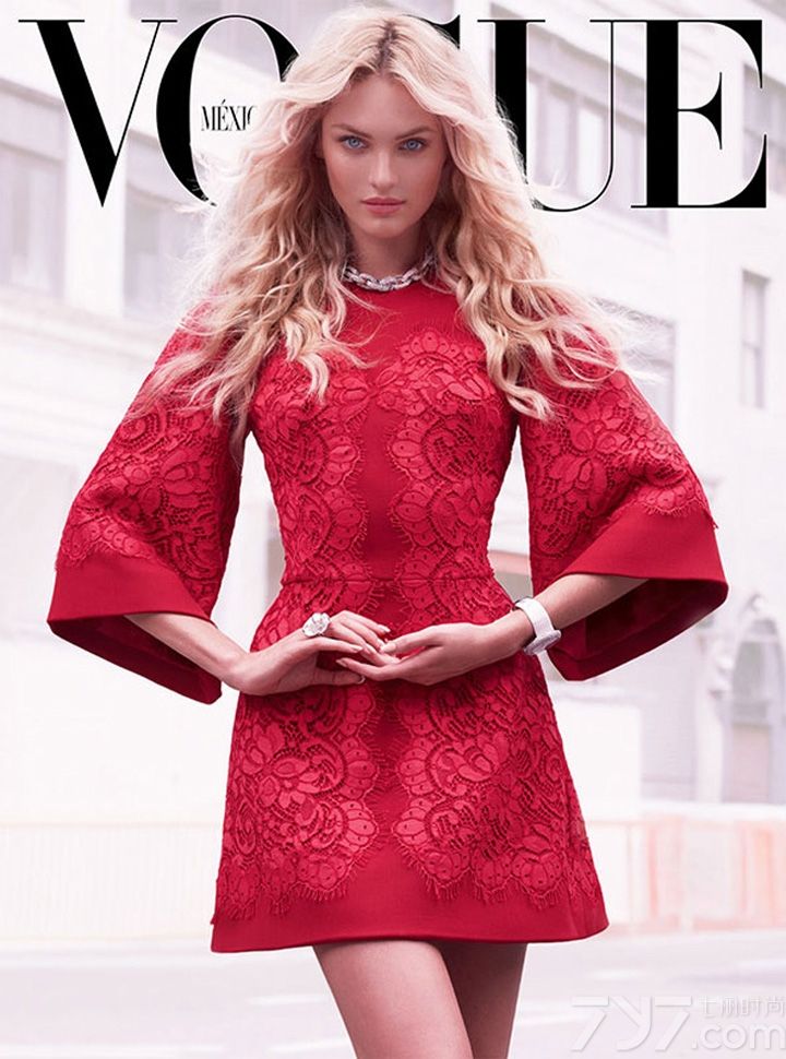 时尚杂志《Vogue》发布墨西哥版2013年9月号时尚广告大片。本次广告大片由Candice Swanepoel出镜演绎。Candice Swanepoel的腼腆恬静在众天使中显得犹为凸出，拥有近乎完美的身材，丰满的胸部，纤细的腰身和修长的双腿，笑容含蓄妖媚，配合她那双会说话的眼睛，令人无法抵挡。