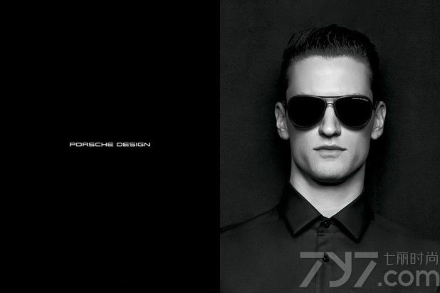 Porsche Design 发布2013秋冬时尚男装广告大片。Porsche Design是高档男士配件行业中的顶尖奢侈品牌之一。2013秋冬新款依旧展示了建筑设计线条，单品主要以黑色系为主，打造简约时尚风格。Porsche Design Studio的产品特点是具有清晰的外观、精细的选材以及结合了传统和现代工艺技术的制造。