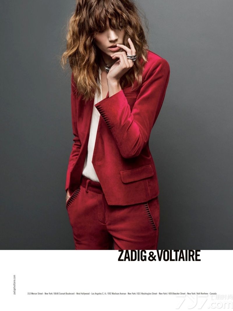 Zadig & Voltaire 发布2013秋冬时尚女装广告大片，此次大片由顶尖超模弗莱娅-贝阿·埃里克森 (Freja Beha Erichsen)演绎。Freja来自北欧的童话之国丹麦，身高178公分，是年轻一代非常有特点超级模特。Freja的五官很立体，不属于让人惊艳的类型。也不像GAMMA那样脆弱，但她看起来很舒服，没有距离感，在T台上很悠哉。