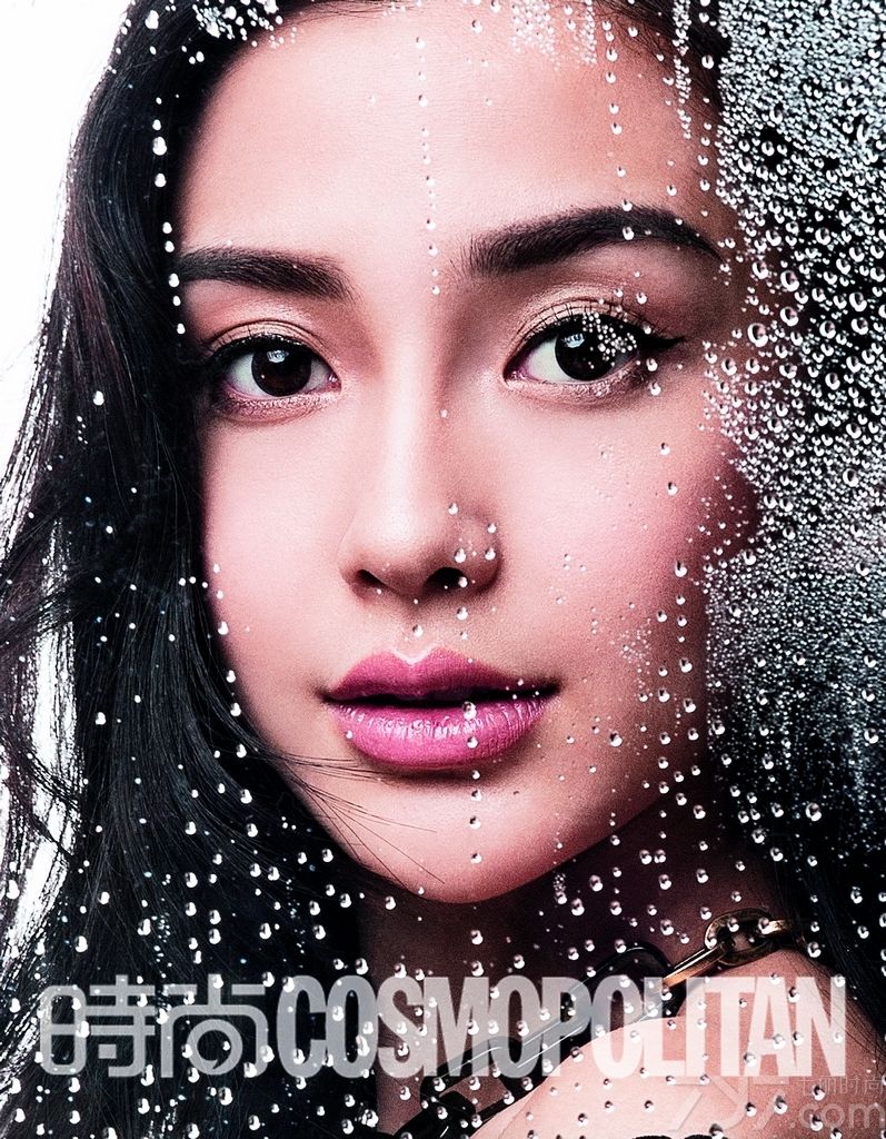 <p>Angelababy“双面”登封面 天使VS魔鬼</p>