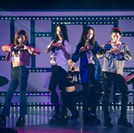 f(x)首次日本单独巡演开跑 献《4 Walls》日语版初舞台