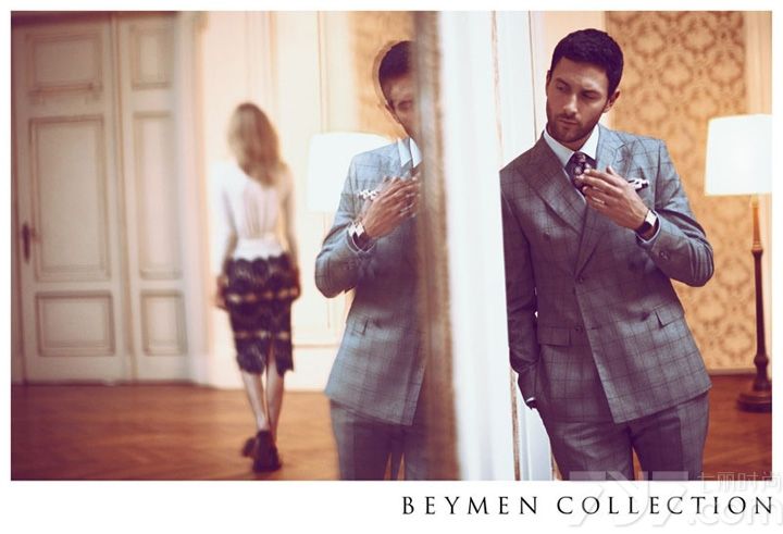 Beymen Collection 发布2013秋冬系列时尚女装广告大片，本次大片由摄影师Koray Birand 执镜，模特 Michelle Buswell 与 Noah Mills 出镜演绎。本季女装的设计旨在表达都市职业女性的优雅干练。以奢华及品味秉承品牌的概念、产品系列的多样性及原创性，提供兼具清新活力与摩登感的时尚选择。